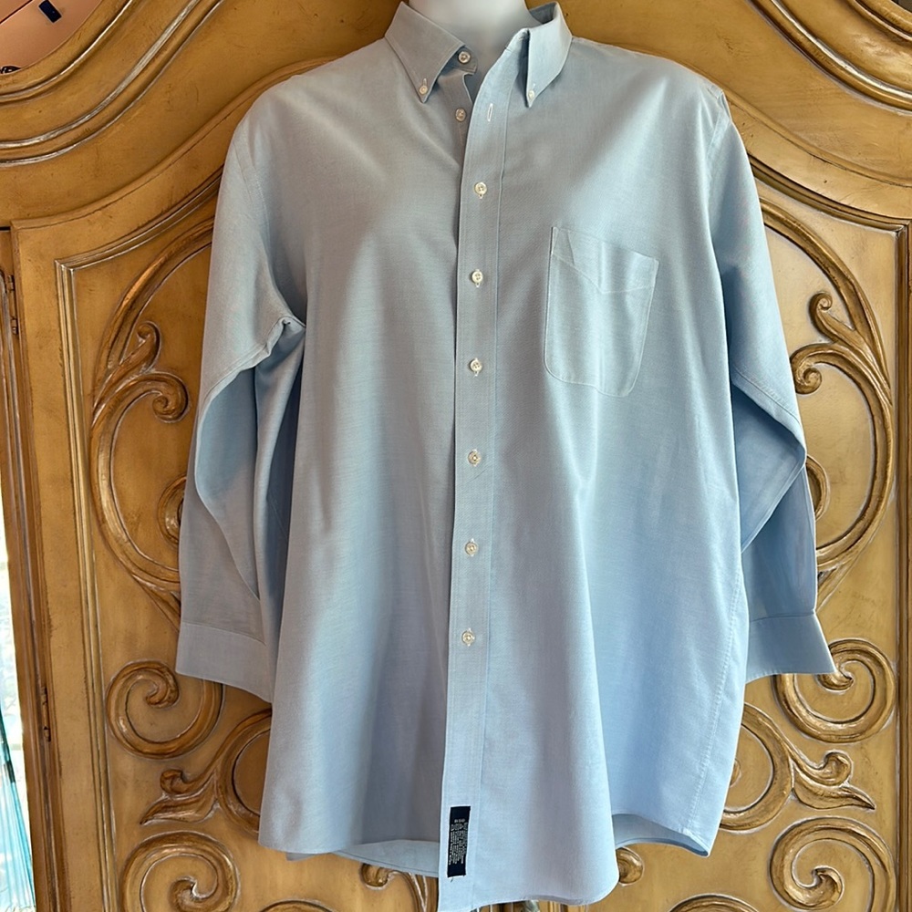 Harbor Bay Blue Chambray button down